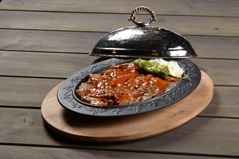 Lava Döner, Kebap Tabağı Siyah Mat Oval 28x20cm Kapaklı