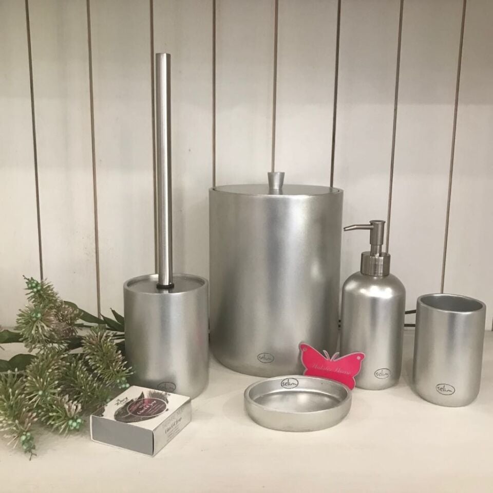 By Selim Elegance 5 Parça Polyester Banyo Seti Gümüş