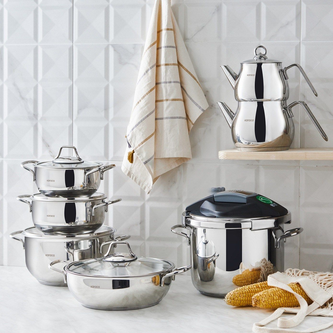 Karaca Sofya 13 Parça Düdüklü Tencere Çaydanlık Çelik Çeyiz Seti