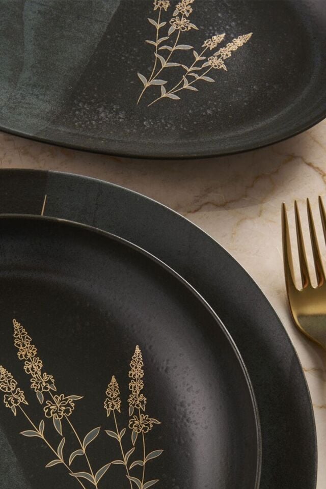 Güral Porselen Camelıa 30 Parça 6 Kişilik Mat Bone Yemek Takımı - 6428