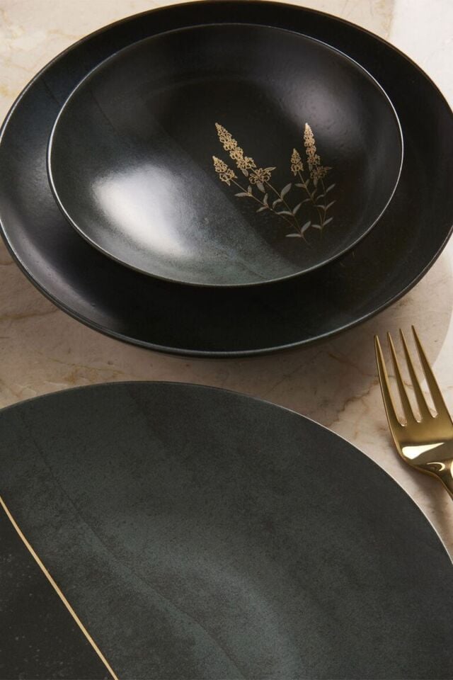 Güral Porselen Camelıa 30 Parça 6 Kişilik Mat Bone Yemek Takımı - 6428