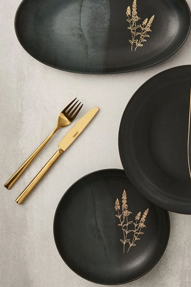 Güral Porselen Camelıa 30 Parça 6 Kişilik Mat Bone Yemek Takımı - 6428