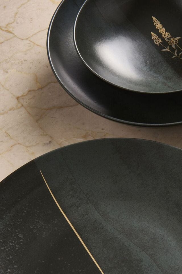 Güral Porselen Camelıa 30 Parça 6 Kişilik Mat Bone Yemek Takımı - 6428