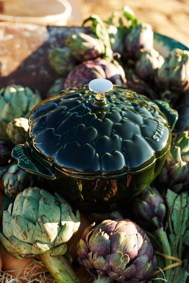 Staub Enginar Döküm Tencere 22 Cm