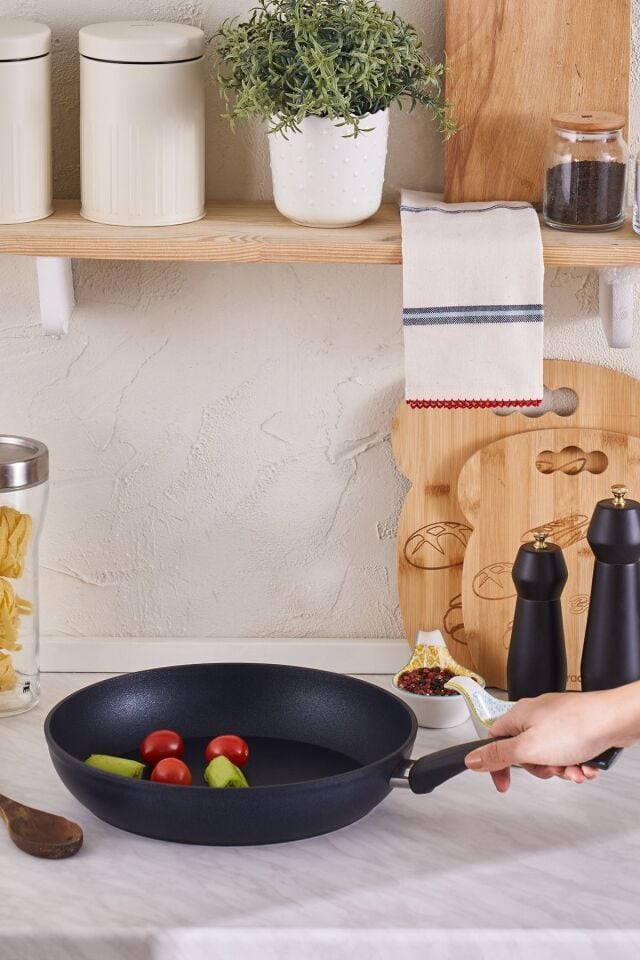 Karaca Biodiamond Powerful Plus Tava 30 Cm