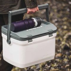 Stanley  10-01622-086	Adventure Taşınabilir Soğutucu Kamp Buzluğu 6,6 LT