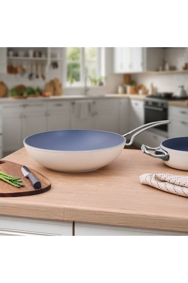 Colombus Crystal Metal Kulp Wok Tava - 28 Cm