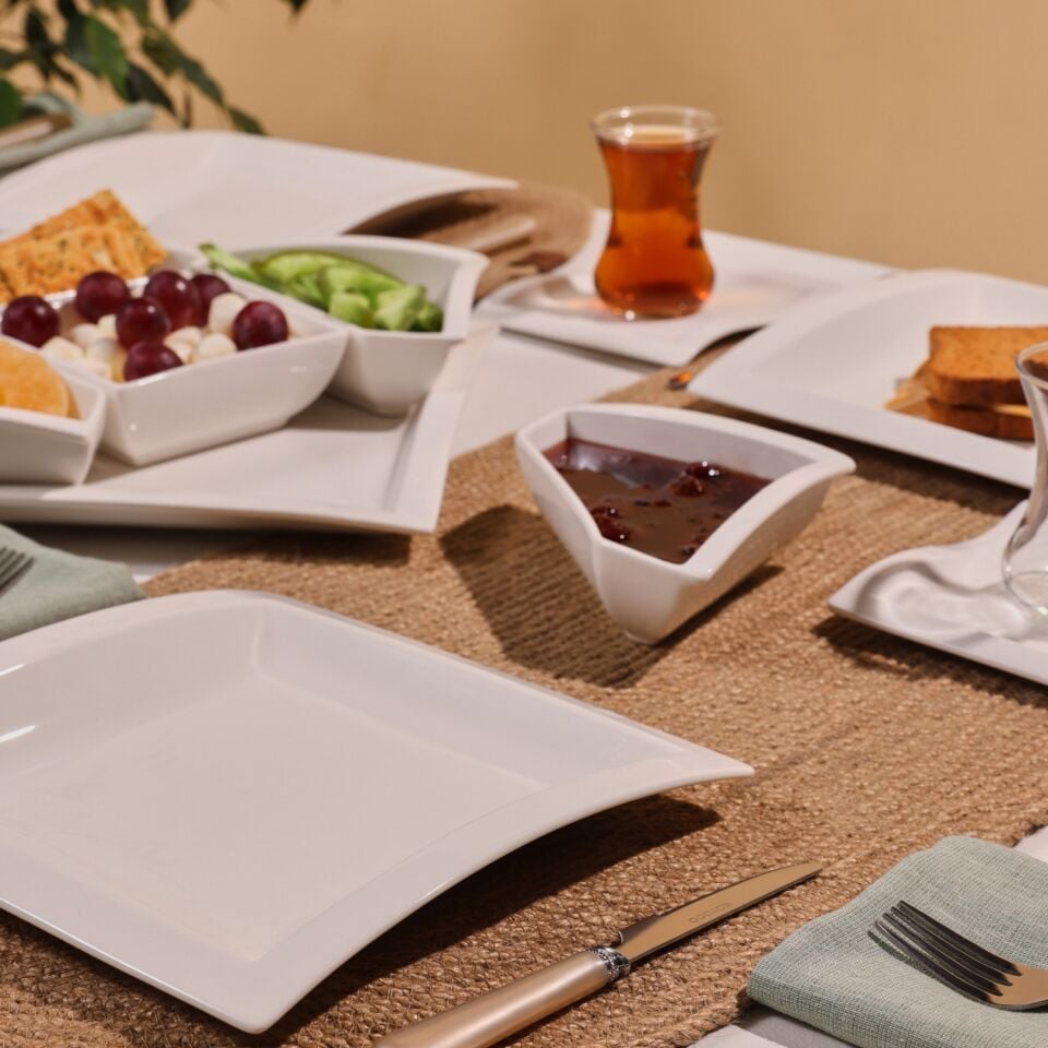 Karaca Janna Porselen 24 Parça 6 Kişilik Kahvaltı Seti