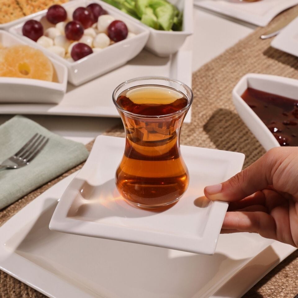 Karaca Janna Porselen 24 Parça 6 Kişilik Kahvaltı Seti