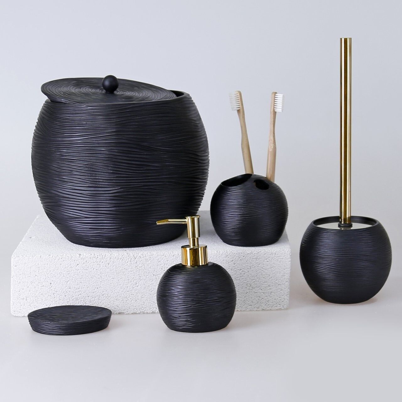 Selim Planet Banyo Seti Siyah