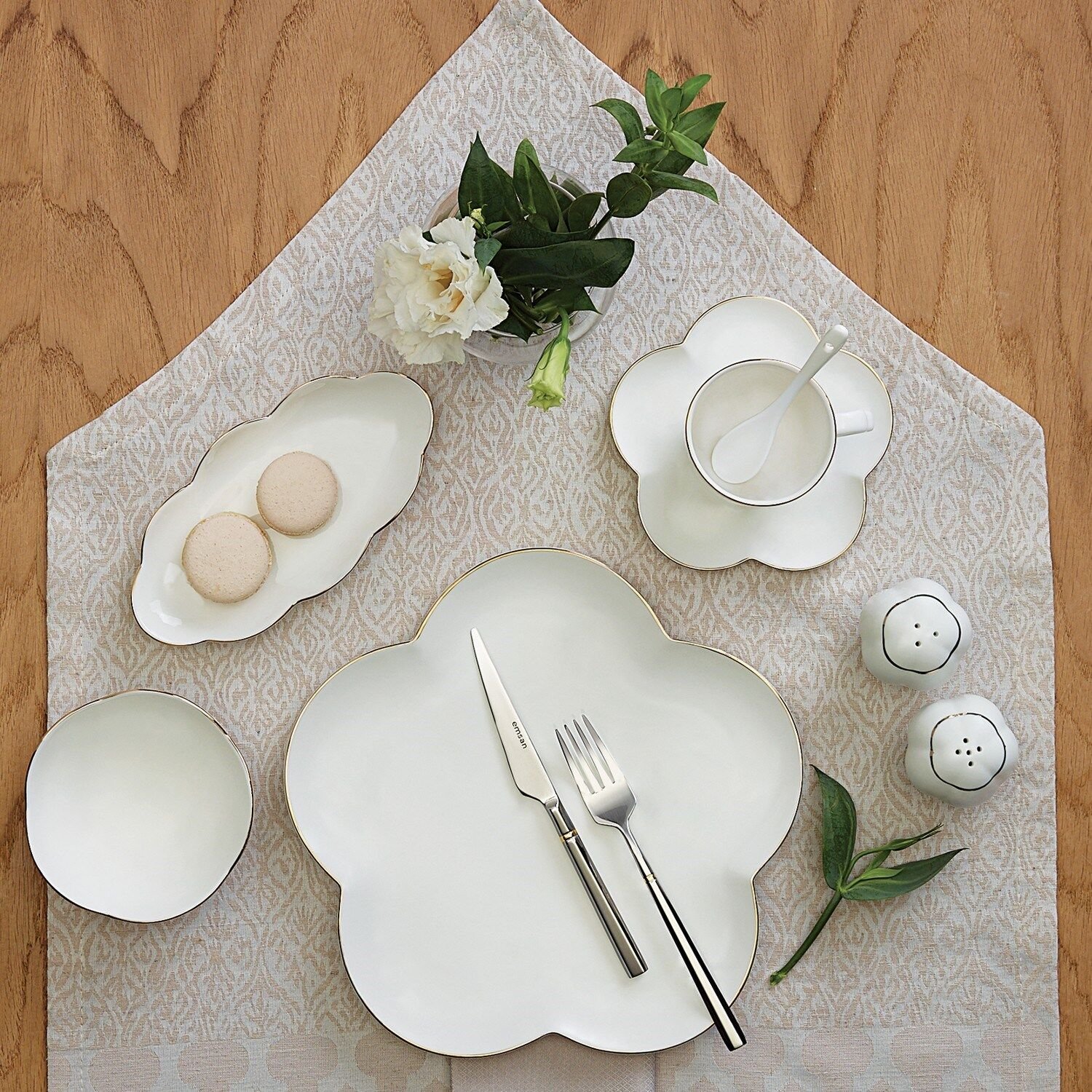 Emsan Çiçek 32 Parça 6 Kişilik Porselen Kahvaltı Takımı